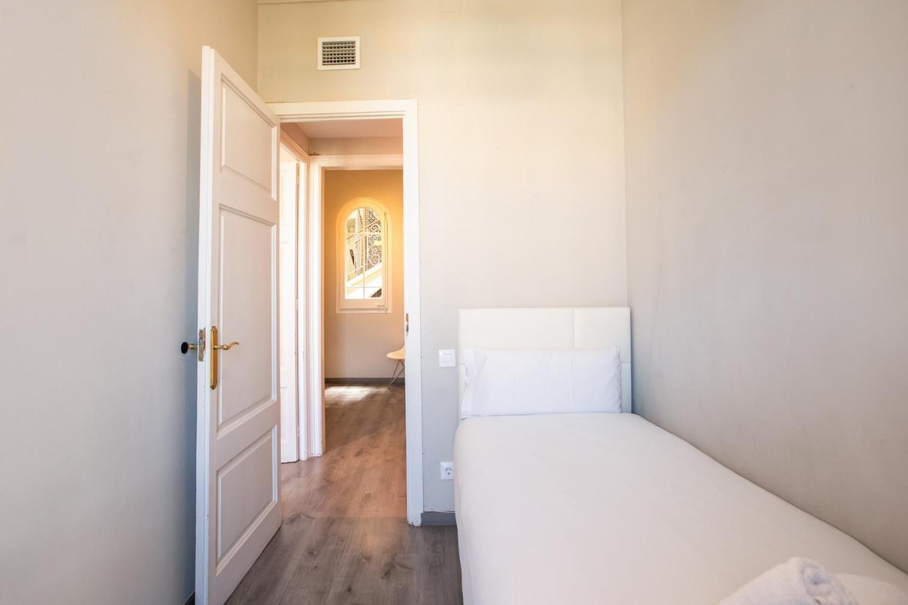 51par1011 In Parallel Apartamento Barcelona