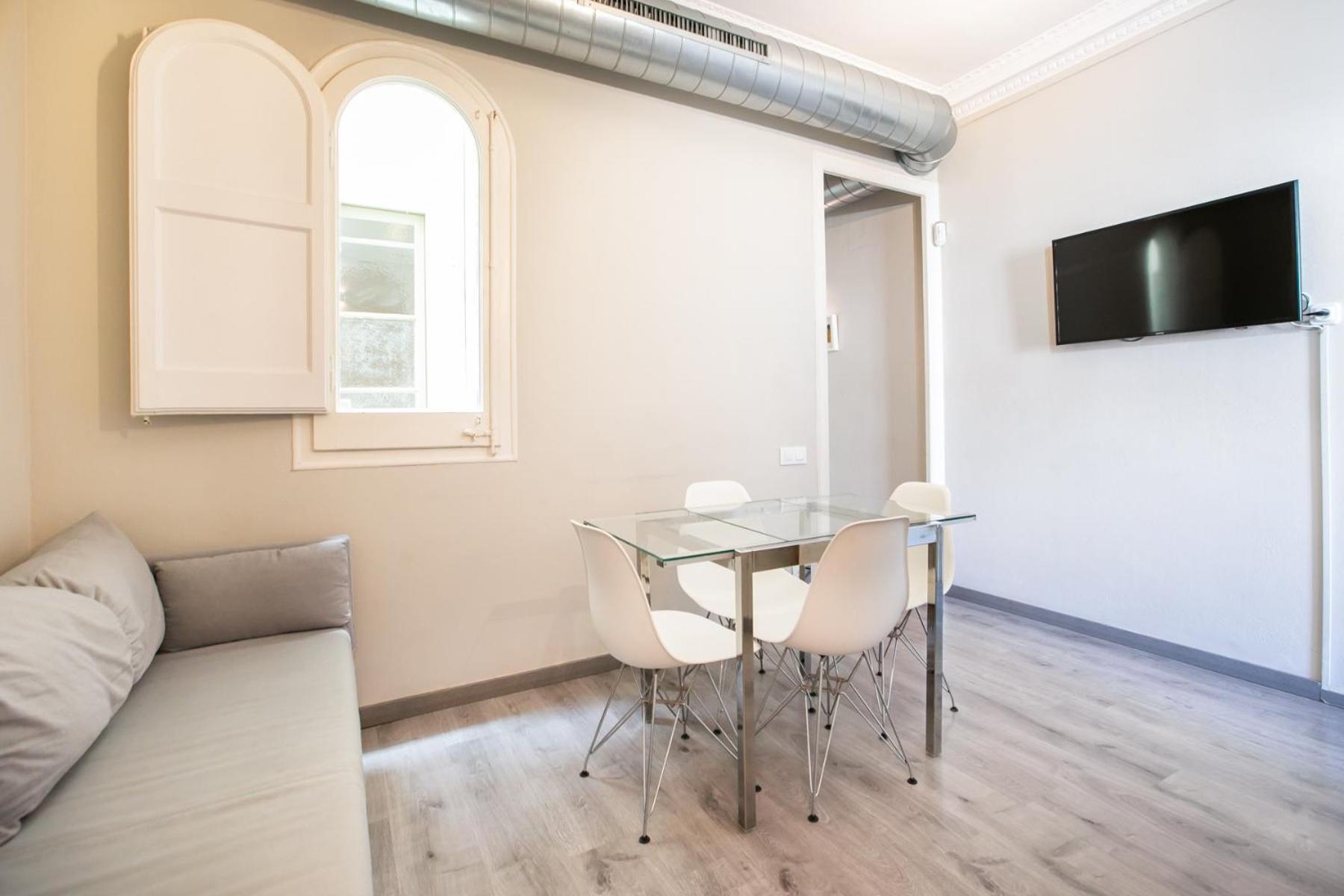 51par1011 In Parallel Apartamento Barcelona